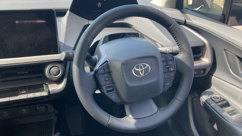 Toyota Prius 2.0 PHEV Design 5dr CVT Hatchback - Image 10
