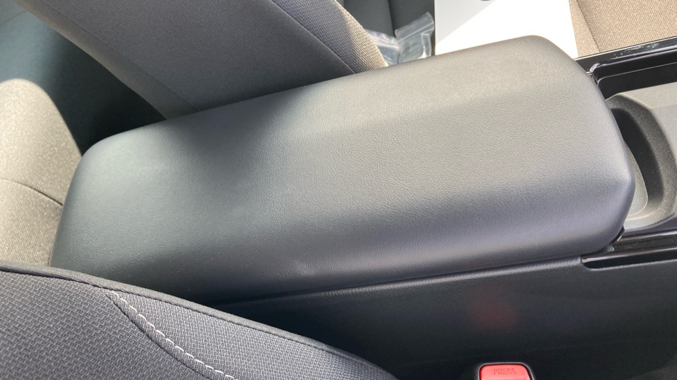Toyota Prius 2.0 PHEV Design 5dr CVT Hatchback - Image 55