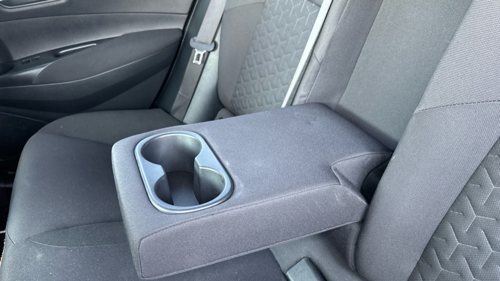 Toyota Corolla 1.8 VVT-i Hybrid Design 5dr CVT Hybrid Hatchback - Image 18
