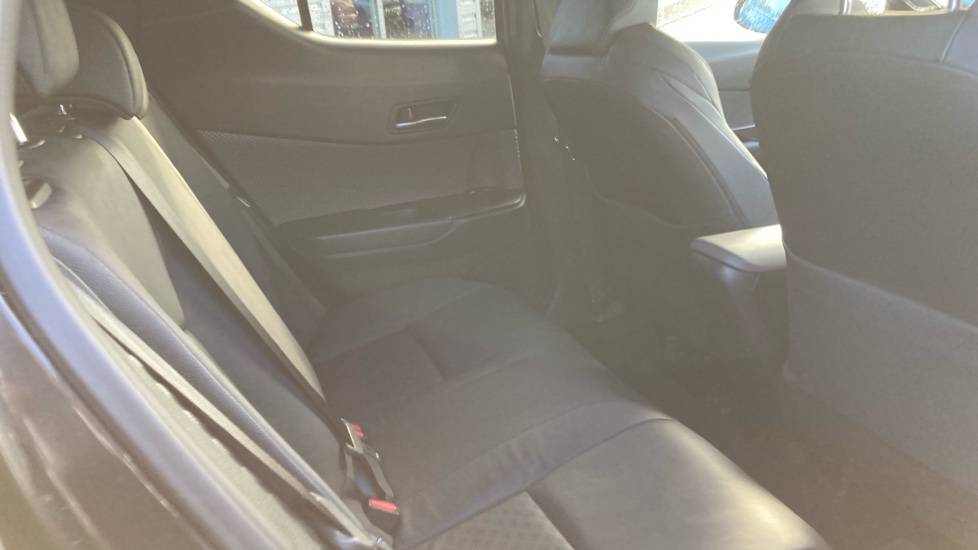 Toyota C-HR 1.8 Hybrid Excel 5dr CVT Hybrid Hatchback - Image 15