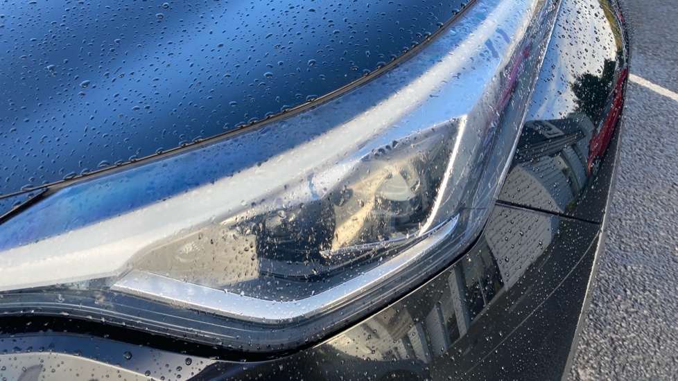 Toyota C-HR 1.8 Hybrid Excel 5dr CVT Hybrid Hatchback - Image 20
