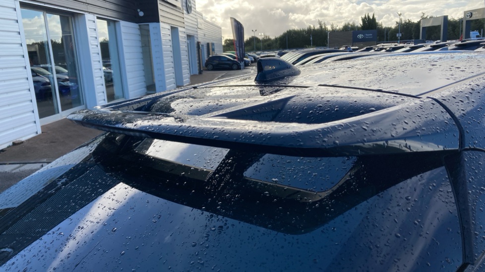 Toyota C-HR 1.8 Hybrid Excel 5dr CVT Hybrid Hatchback - Image 35
