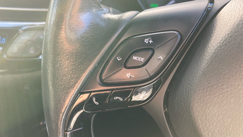 Toyota C-HR 1.8 Hybrid Excel 5dr CVT Hybrid Hatchback - Image 45