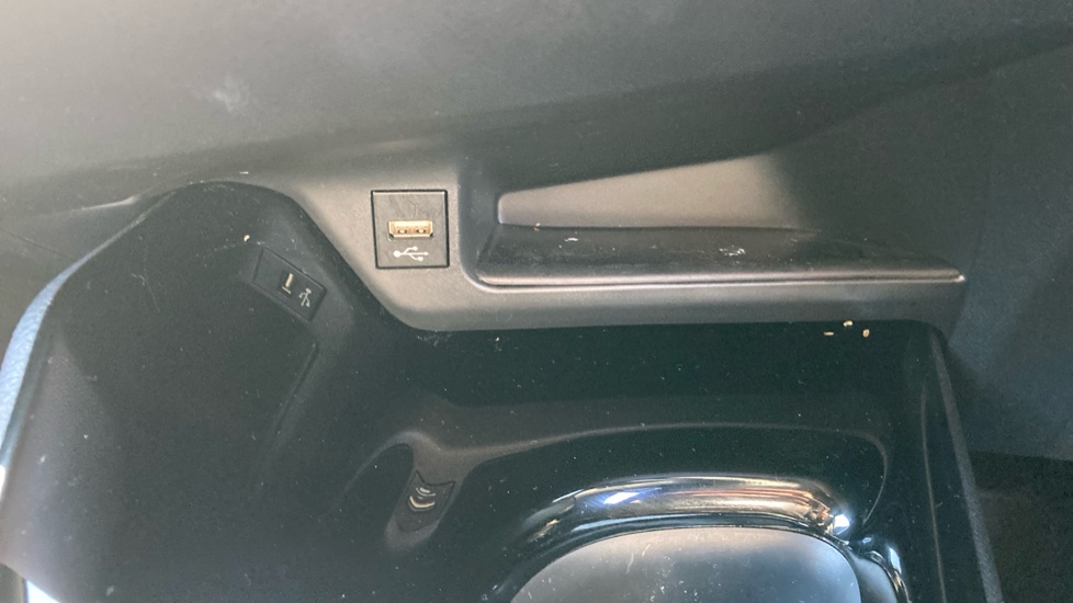 Toyota C-HR 1.8 Hybrid Excel 5dr CVT Hybrid Hatchback - Image 49