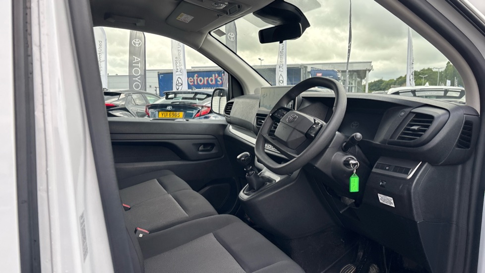 Toyota Proace L1 Diesel 2.0D 145 Icon Van - Image 8