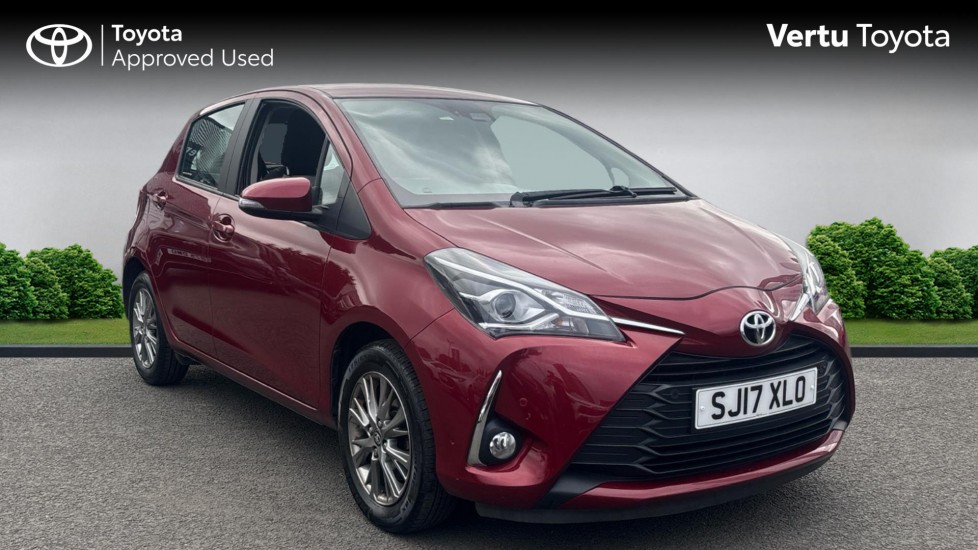 Toyota Yaris 1.5 VVT-i Icon Tech 5dr Petrol Hatchback - Image 1