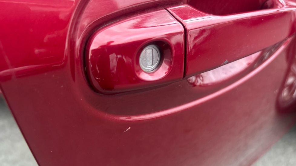 Toyota Yaris 1.5 VVT-i Icon Tech 5dr Petrol Hatchback - Image 31