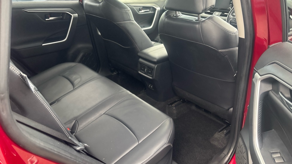 Toyota RAV4 2.5 VVT-i Hybrid Excel 5dr CVT 2WD Hybrid Estate - Image 8