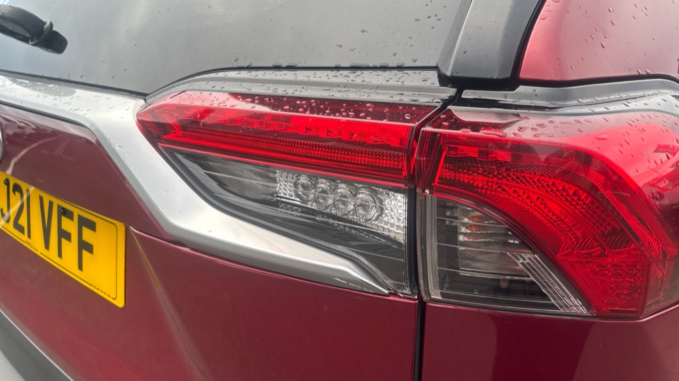 Toyota RAV4 2.5 VVT-i Hybrid Excel 5dr CVT 2WD Hybrid Estate - Image 21