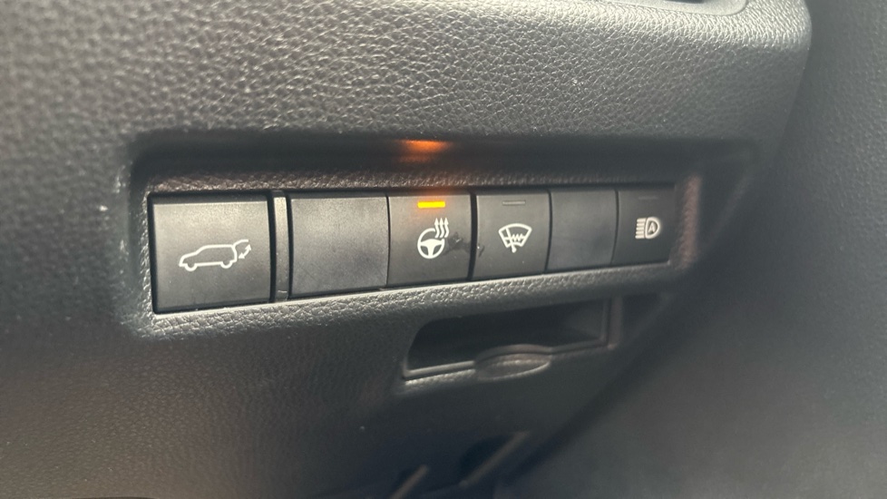 Toyota RAV4 2.5 VVT-i Hybrid Excel 5dr CVT 2WD Hybrid Estate - Image 41