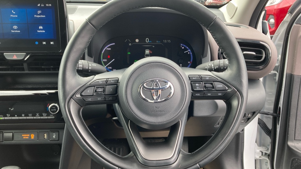 Toyota Yaris Cross 1.5 Hybrid Excel 5dr CVT Hybrid Estate - Image 10