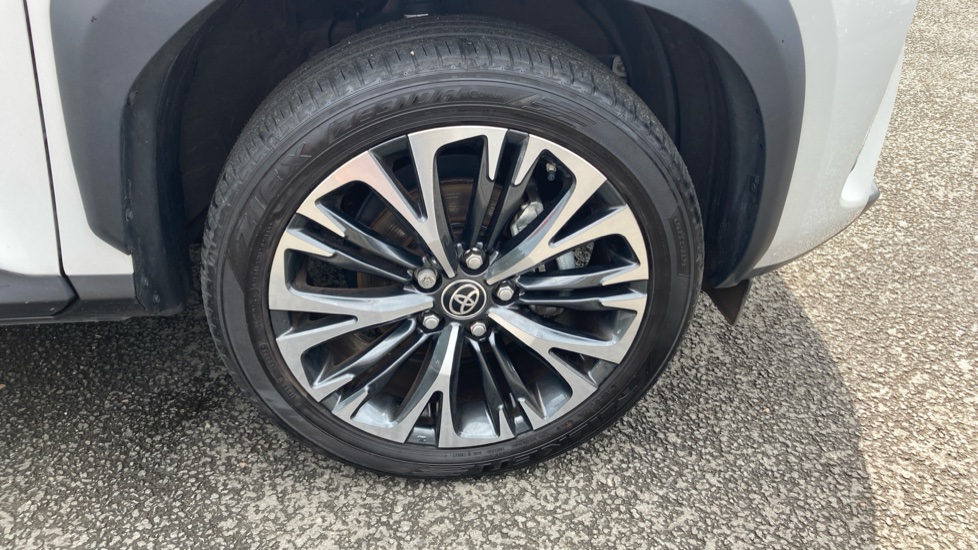 Toyota Yaris Cross 1.5 Hybrid Excel 5dr CVT Hybrid Estate - Image 31