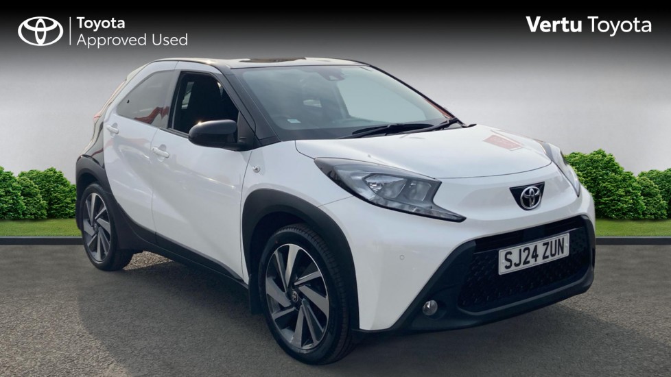 Toyota Aygo X 1.0 VVT-i Edge 5dr Auto Petrol Hatchback - Image 1