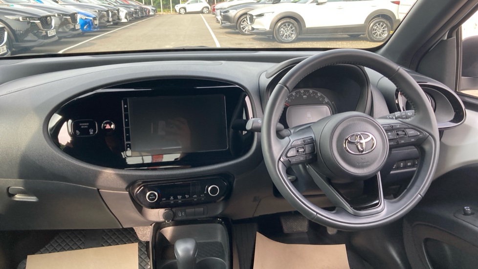 Toyota Aygo X 1.0 VVT-i Edge 5dr Auto Petrol Hatchback - Image 6