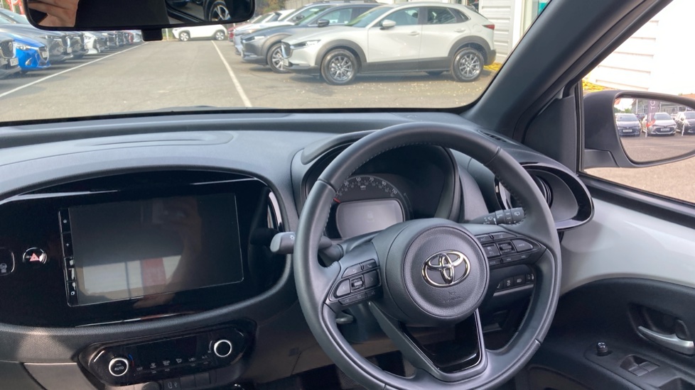 Toyota Aygo X 1.0 VVT-i Edge 5dr Auto Petrol Hatchback - Image 7