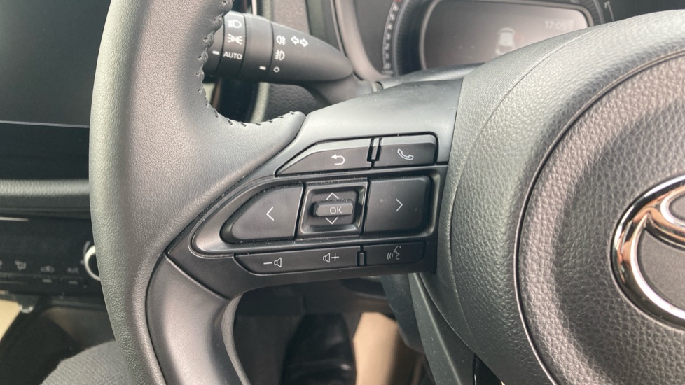 Toyota Aygo X 1.0 VVT-i Edge 5dr Auto Petrol Hatchback - Image 34