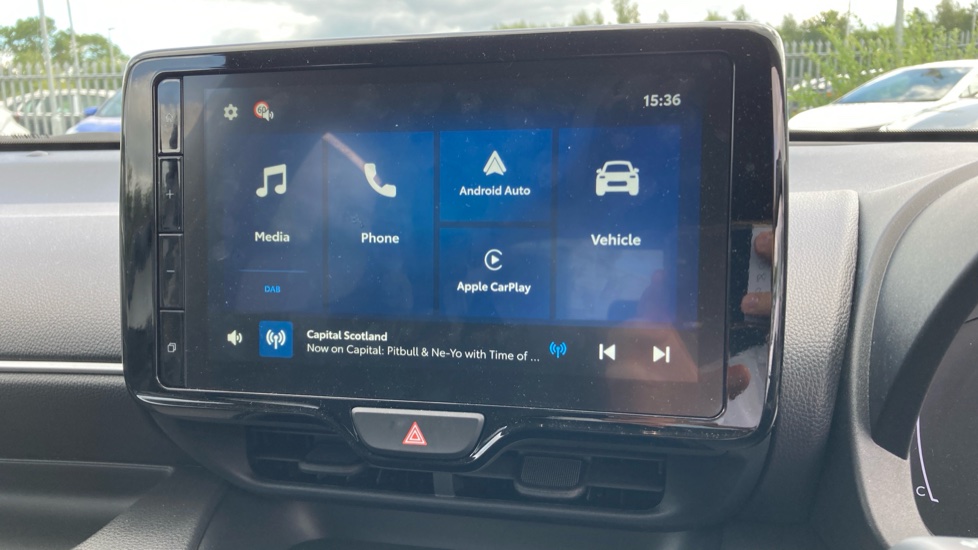 Toyota Yaris 1.5 Hybrid Design 5dr CVT Hybrid Hatchback - Image 9
