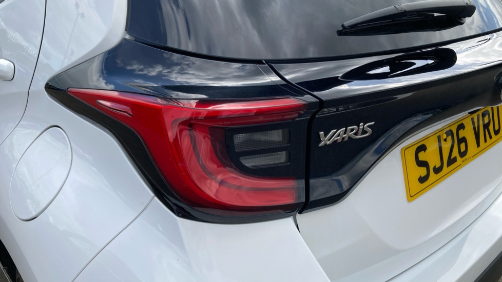 Toyota Yaris 1.5 Hybrid Design 5dr CVT Hybrid Hatchback - Image 21