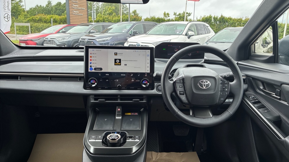 Toyota bZ4X 165kW Design 73kWh 5dr Auto Electric Hatchback - Image 6