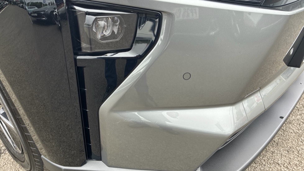 Toyota bZ4X 165kW Design 73kWh 5dr Auto Electric Hatchback - Image 33