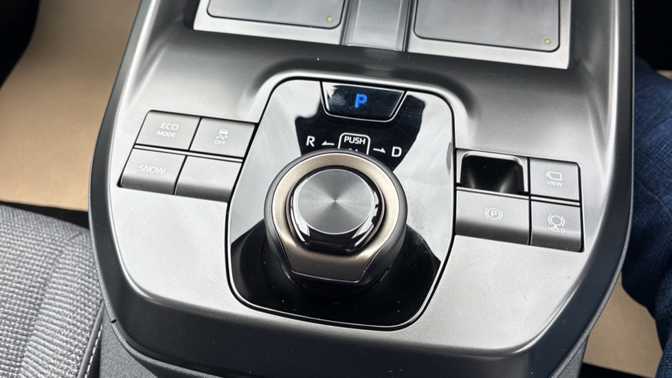 Toyota bZ4X 165kW Design 73kWh 5dr Auto Electric Hatchback - Image 44