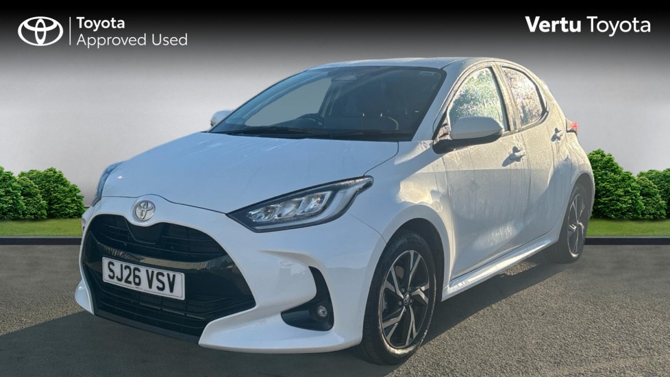 Toyota Yaris 1.5 Hybrid Design 5dr CVT Hybrid Hatchback - Image 3