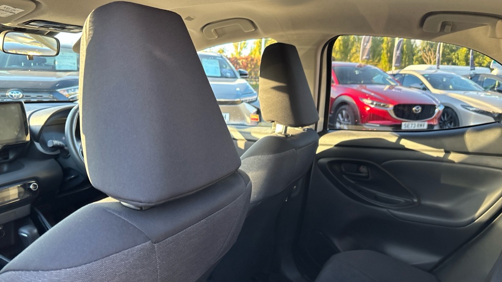 Toyota Yaris 1.5 Hybrid Design 5dr CVT Hybrid Hatchback - Image 19
