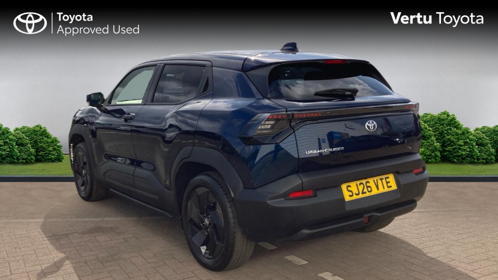 Toyota Urbancruiser 128kW Design 61kWh 5dr Auto Electric Estate - Image 4