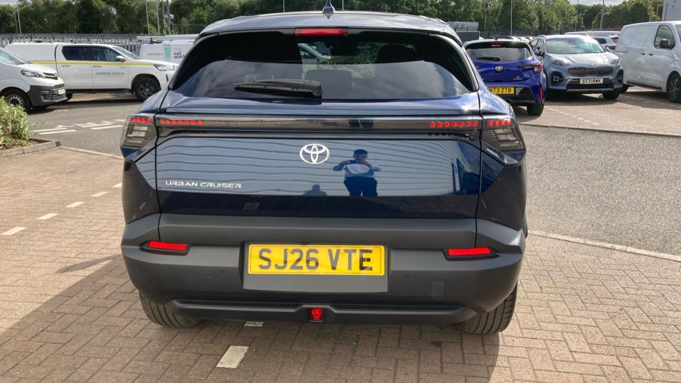 Toyota Urbancruiser 128kW Design 61kWh 5dr Auto Electric Estate - Image 32