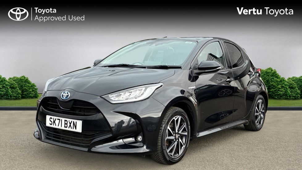 Toyota Yaris 1.5 Hybrid Design 5dr CVT Hybrid Hatchback - Image 3