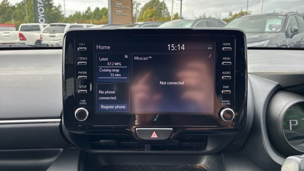 Toyota Yaris 1.5 Hybrid Design 5dr CVT Hybrid Hatchback - Image 9