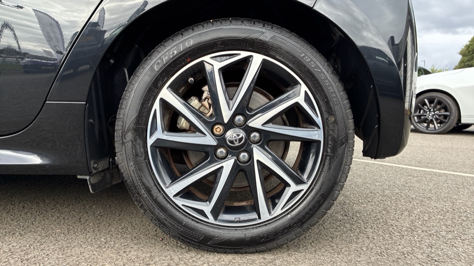 Toyota Yaris 1.5 Hybrid Design 5dr CVT Hybrid Hatchback - Image 25