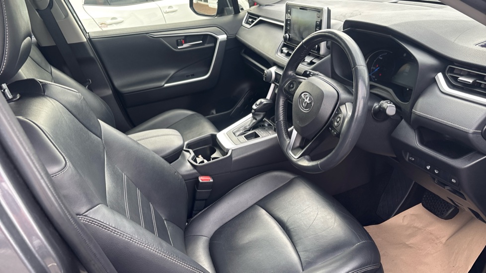 Toyota RAV4 2.5 VVT-i Hybrid Excel 5dr CVT [JBL] 2WD Hybrid Estate - Image 12