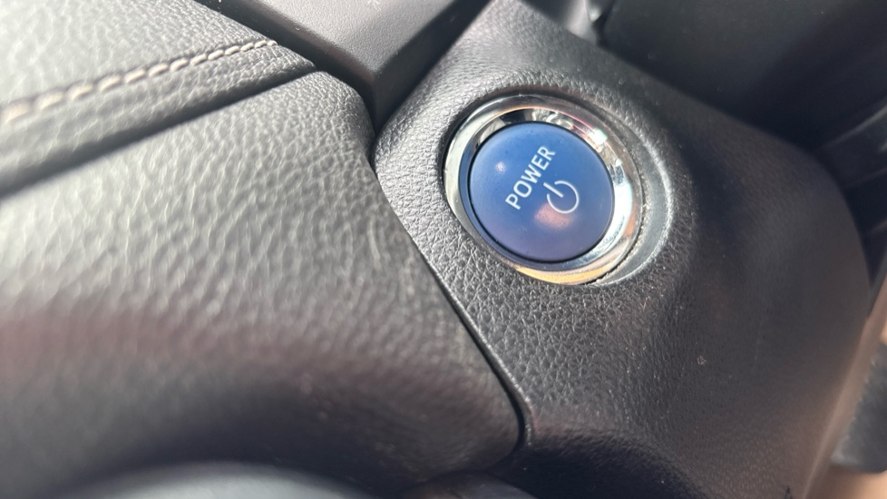 Toyota RAV4 2.5 VVT-i Hybrid Excel 5dr CVT [JBL] 2WD Hybrid Estate - Image 16