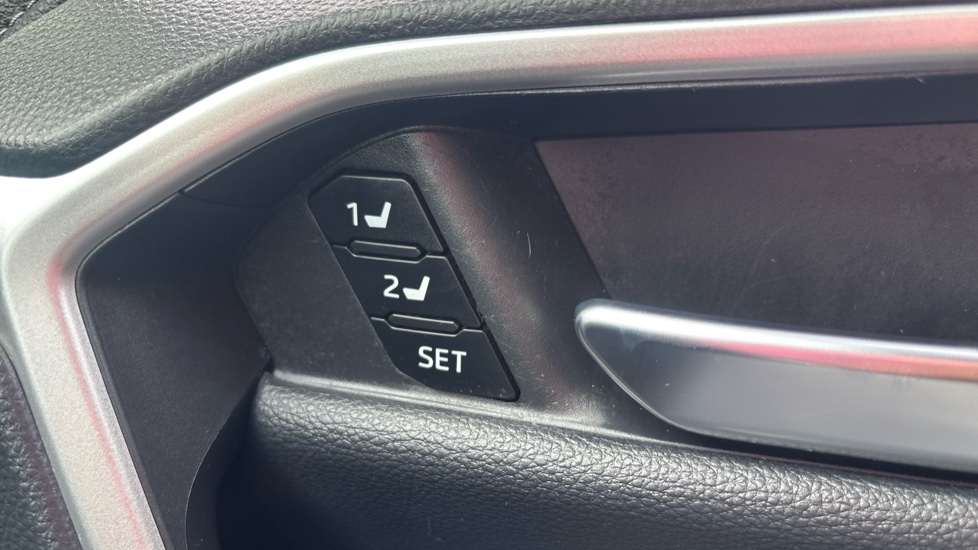 Toyota RAV4 2.5 VVT-i Hybrid Excel 5dr CVT [JBL] 2WD Hybrid Estate - Image 45