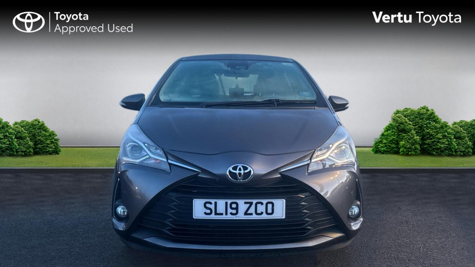 Toyota Yaris 1.5 VVT-i Icon Tech 5dr Petrol Hatchback - Image 15