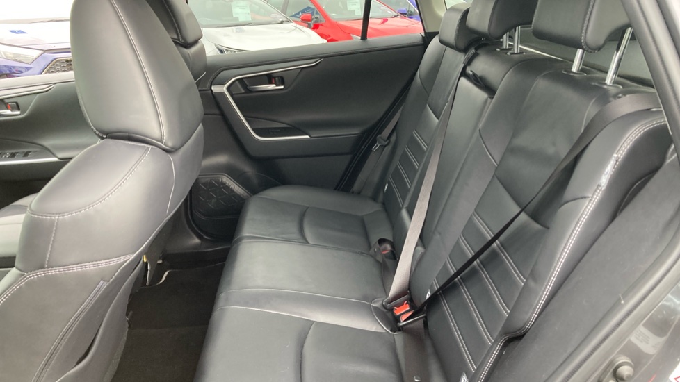 Toyota RAV4 2.5 VVT-i Hybrid Excel 5dr CVT Hybrid Estate - Image 8