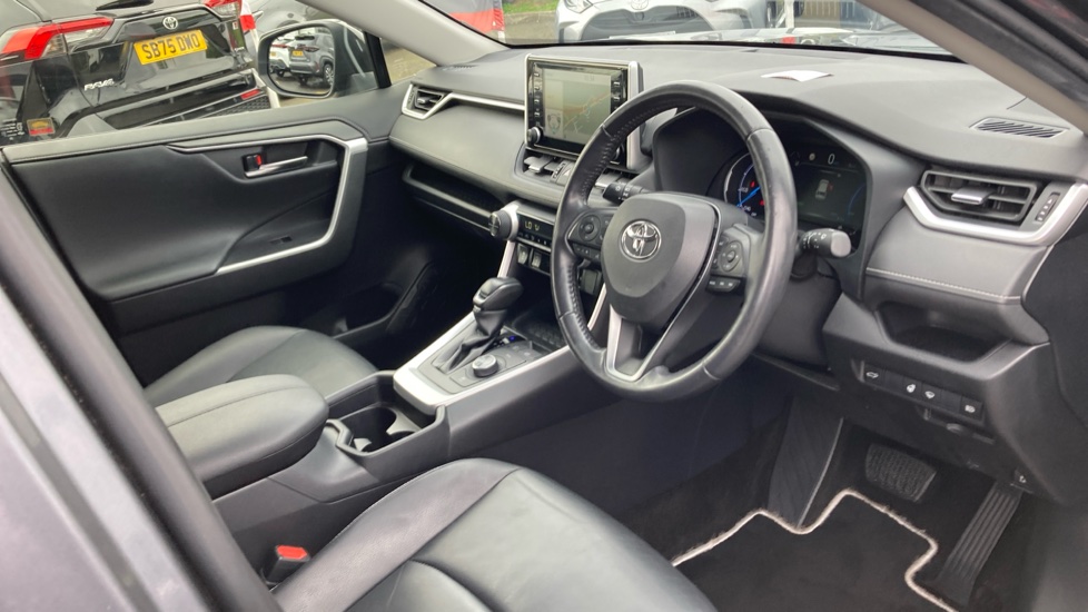 Toyota RAV4 2.5 VVT-i Hybrid Excel 5dr CVT Hybrid Estate - Image 12
