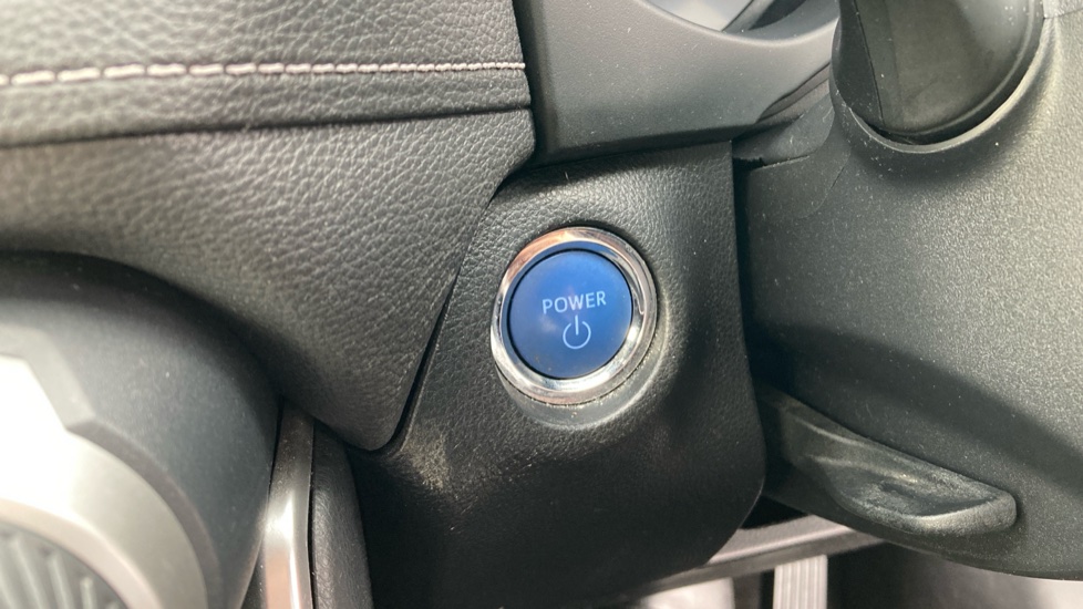 Toyota RAV4 2.5 VVT-i Hybrid Excel 5dr CVT Hybrid Estate - Image 16