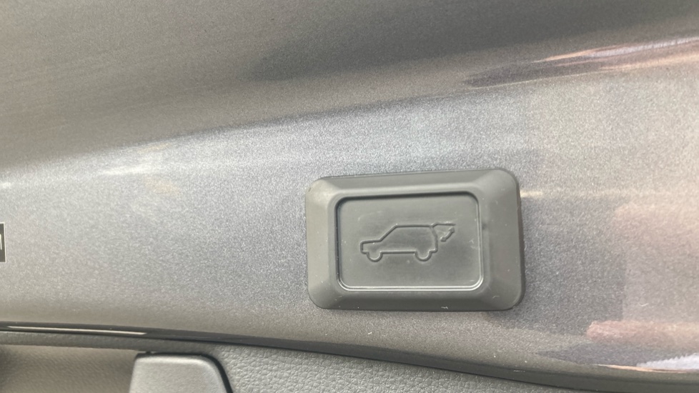Toyota RAV4 2.5 VVT-i Hybrid Excel 5dr CVT Hybrid Estate - Image 29
