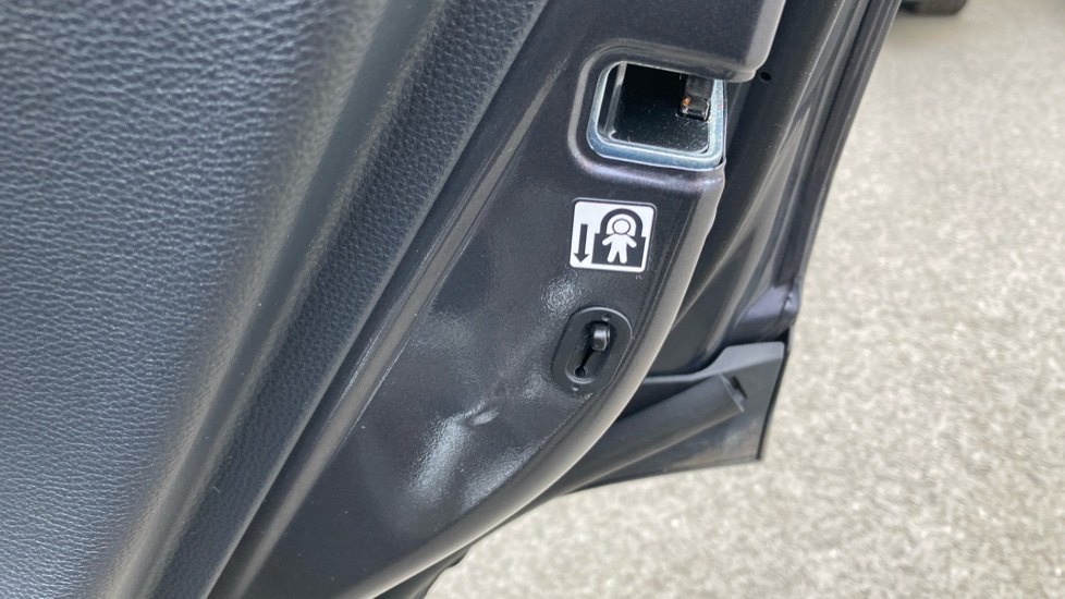 Toyota RAV4 2.5 VVT-i Hybrid Excel 5dr CVT Hybrid Estate - Image 35