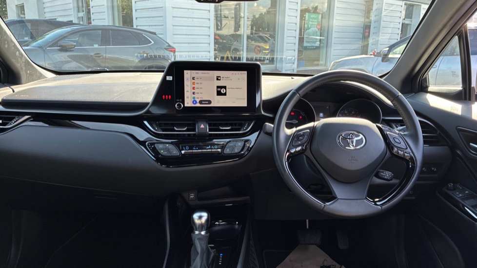 Toyota C-HR 1.8 Hybrid Design 5dr CVT Hybrid Hatchback - Image 6