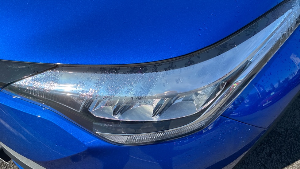 Toyota C-HR 1.8 Hybrid Design 5dr CVT Hybrid Hatchback - Image 20