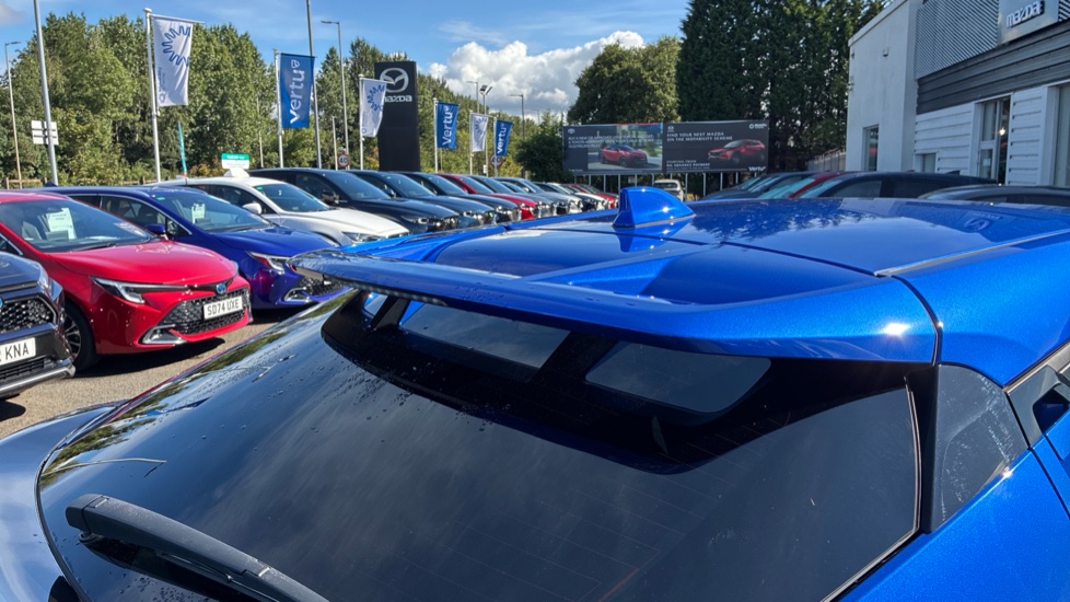 Toyota C-HR 1.8 Hybrid Design 5dr CVT Hybrid Hatchback - Image 30
