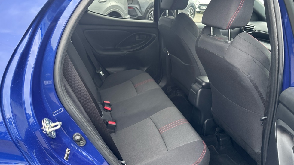 Toyota Yaris 1.5 Hybrid GR Sport 5dr CVT Hybrid Hatchback - Image 8
