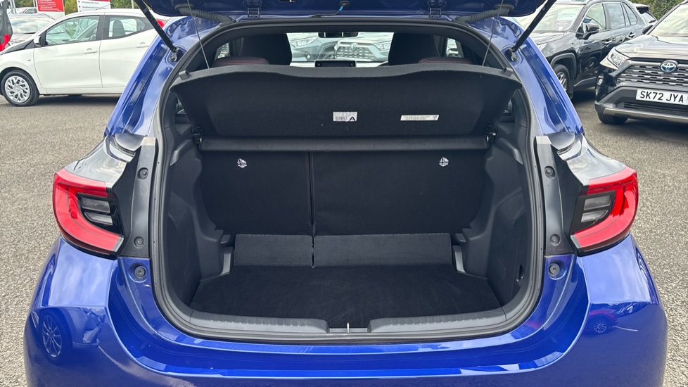 Toyota Yaris 1.5 Hybrid GR Sport 5dr CVT Hybrid Hatchback - Image 13