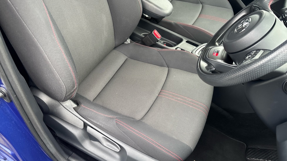 Toyota Yaris 1.5 Hybrid GR Sport 5dr CVT Hybrid Hatchback - Image 17
