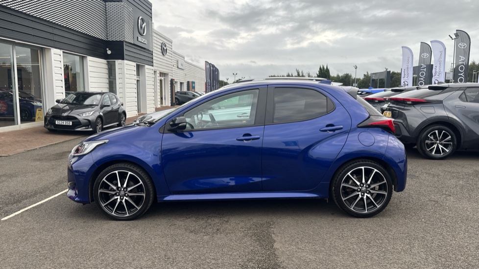 Toyota Yaris 1.5 Hybrid GR Sport 5dr CVT Hybrid Hatchback - Image 24