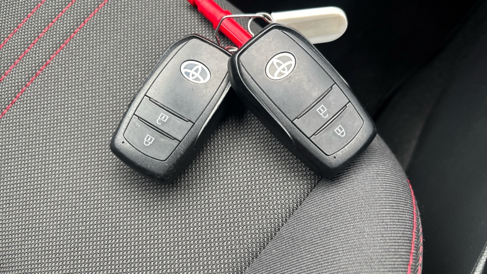 Toyota Yaris 1.5 Hybrid GR Sport 5dr CVT Hybrid Hatchback - Image 28