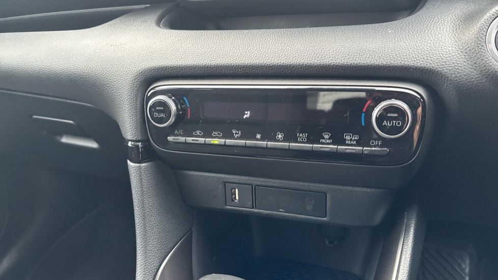 Toyota Yaris 1.5 Hybrid GR Sport 5dr CVT Hybrid Hatchback - Image 35